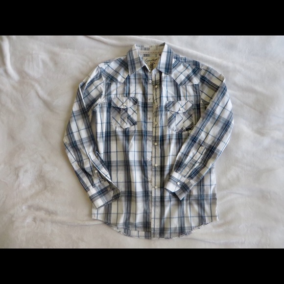 Men’s button ups - Picture 5 of 7